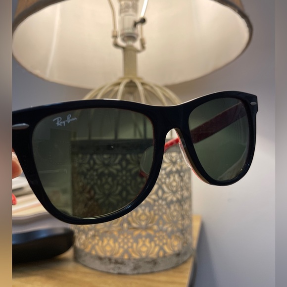 Ray-ban wayfarer sunglasses - Picture 2 of 11
